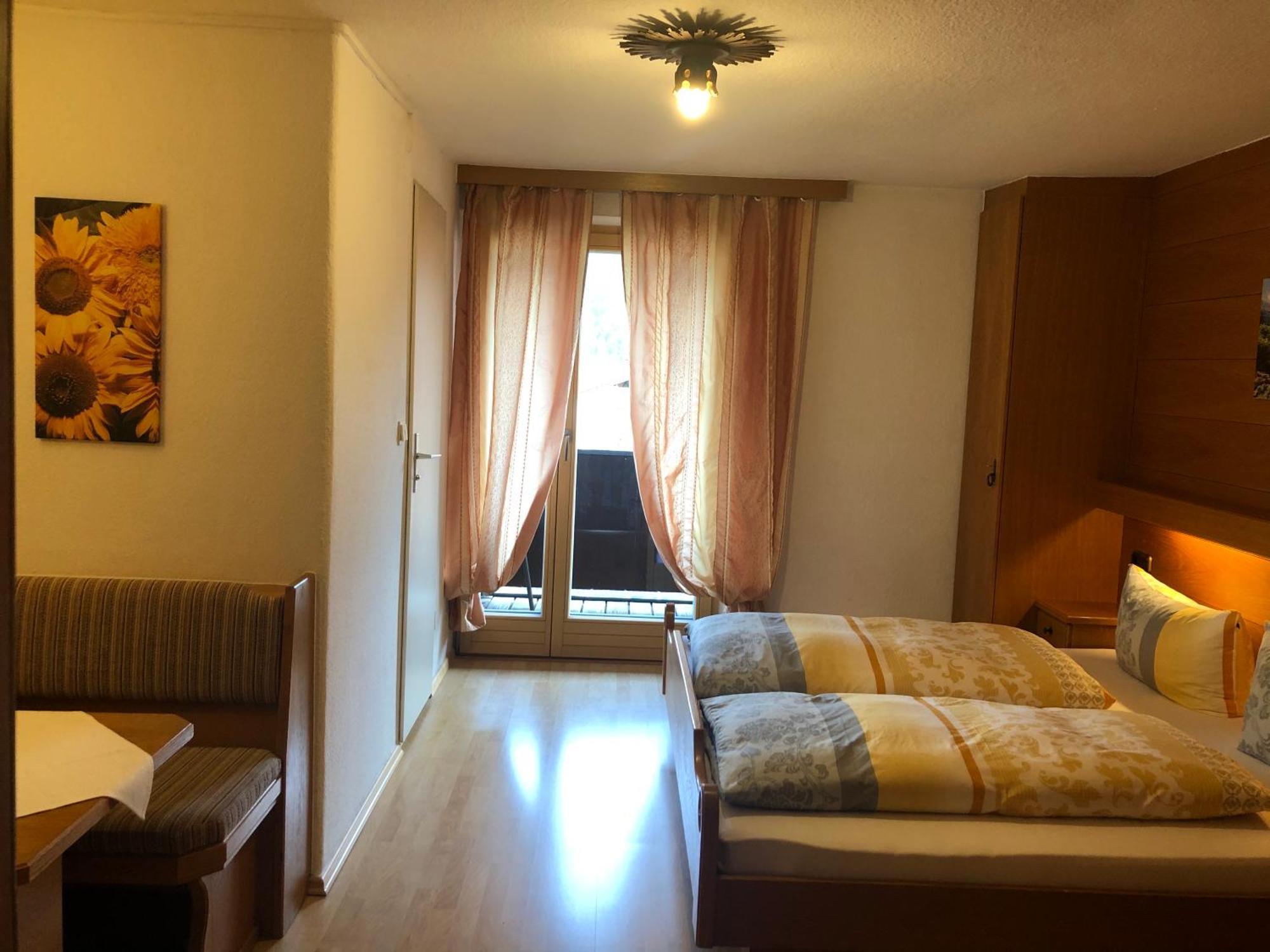 Gaestehaus Am Kurparkweg Hotel Reit im Winkl Room photo